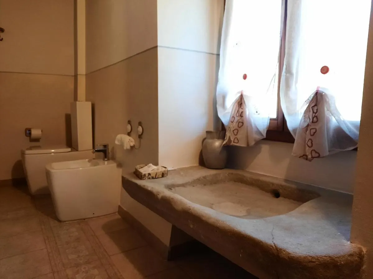 Sassomatto B&B Bioagriturelax Campogialli 0*,