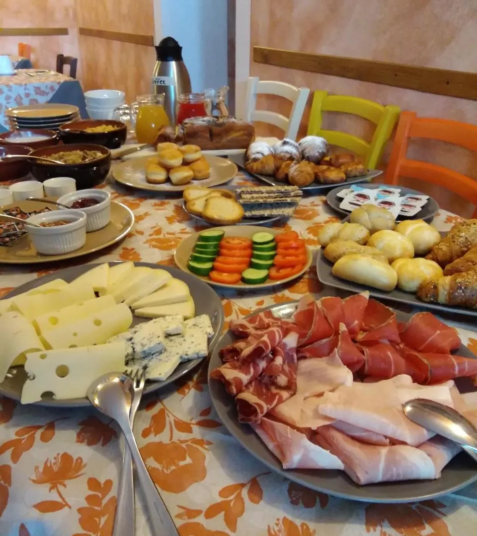 Bed & Breakfast Sassomatto B&B Bioagriturelax Campogialli Italien